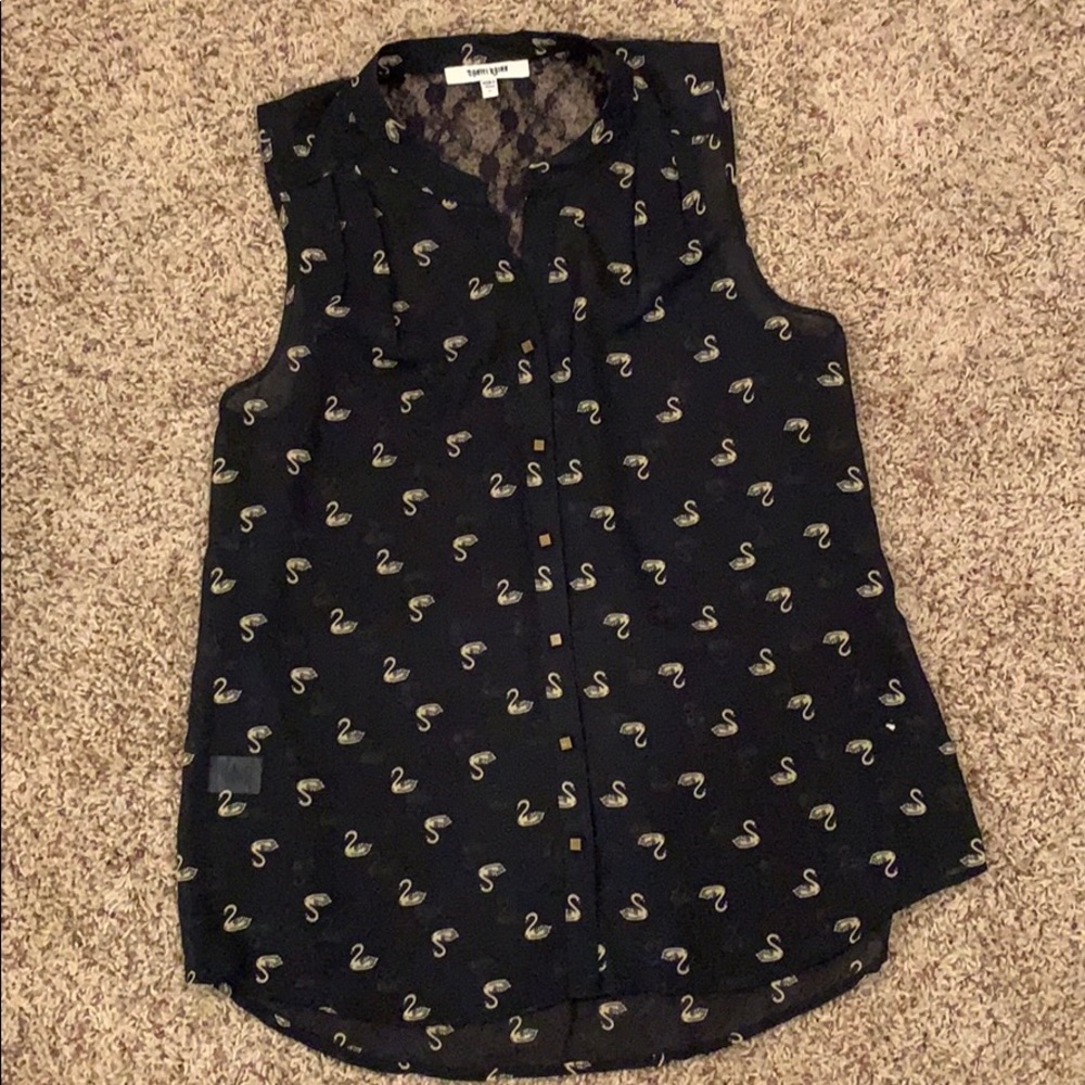 Daniel Rainn Sleeveless Top